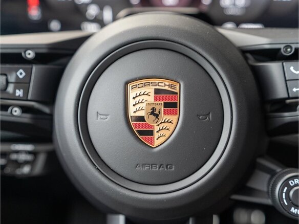 2026 Porsche Cayenne S Electric Coupé IV, чёрный, 25630000 рублей - вид 14