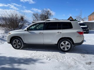 2012 Toyota Highlander II (XU40) Рестайлинг, белый, 1900000 рублей, вид 3