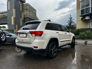 2012 Jeep Grand Cherokee IV (WK2), белый, 1350000 рублей, вид 4