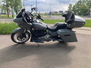 2024 Harley-Davidson Road Glide, серый, 2490000 рублей, вид 1