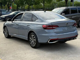 2023 Volkswagen Lavida III Рестайлинг, серый, 1330000 рублей, вид 5