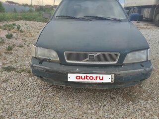 1997 Volvo V40 I, зелёный, 115000 рублей, вид 1