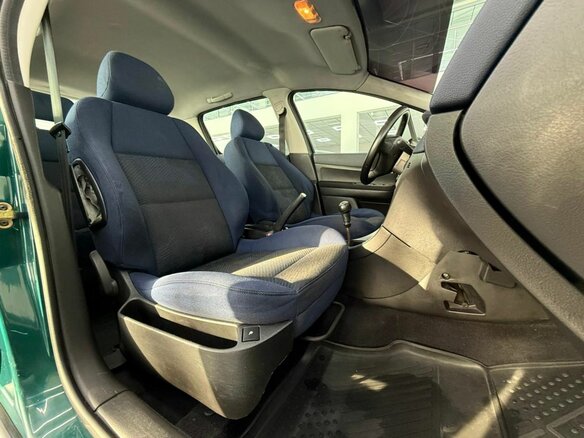 2002 Peugeot 307 I, зелёный - вид 15