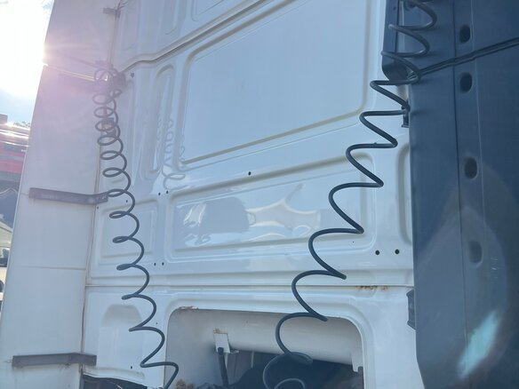2012 DAF XF 105, белый - вид 7
