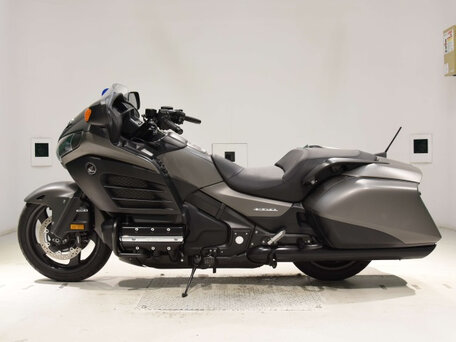 2015 Honda GL 1800 Gold Wing, серый, 1300000 рублей, вид 2