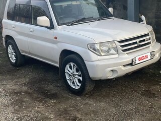 2000 Mitsubishi Pajero iO, белый, 350000 рублей, вид 4