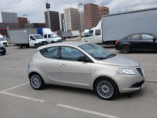 2012 Lancia Ypsilon III (Type 846), бежевый, 900000 рублей, вид 4