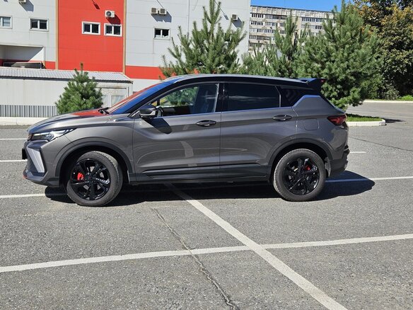 2023 Geely Coolray (Binyue Cool) I Рестайлинг, серый - вид 4