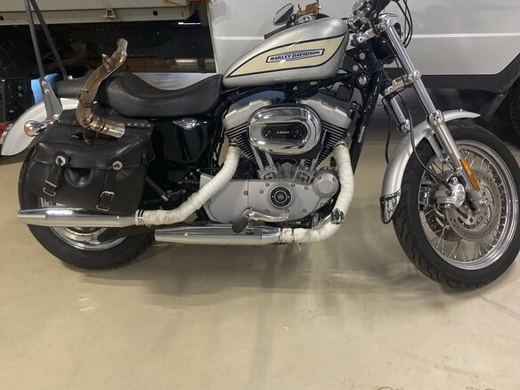 2004 Harley-Davidson Sportster 1200, серебристый, 675000 рублей - вид 4
