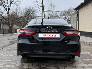 2022 Toyota Camry VIII (XV70) Рестайлинг, чёрный, 3300000 рублей, вид 5