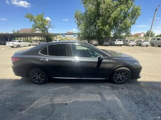 2023 Toyota Camry VIII (XV70) Рестайлинг, чёрный, 3900000 рублей, вид 5