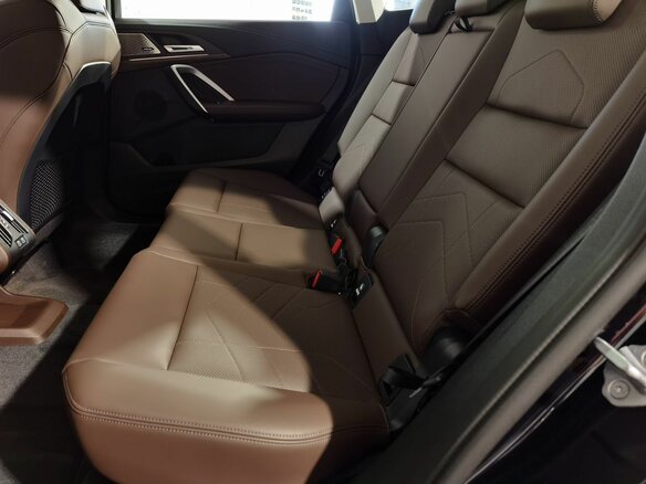 2025 BMW X1 Long 25Li xDrive III (U11/U12), чёрный, 4990000 рублей - вид 13