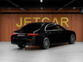 2021 Mercedes-Benz S-Класс 450 Long 4MATIC VII (W223), чёрный, 9150000 рублей, вид 4