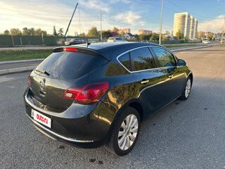 2013 Opel Astra J Рестайлинг, чёрный, 600000 рублей, вид 3