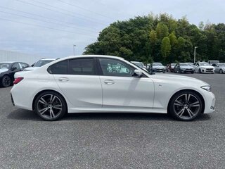 2023 BMW 3 серии 318i VII (G2x) Рестайлинг, белый, 2924000 рублей, вид 5