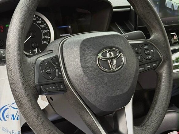 2022 Toyota Corolla Sporty XII (E210) Рестайлинг, белый, 1600000 рублей - вид 6