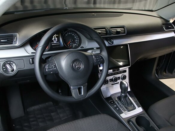 2014 Volkswagen Passat B7, чёрный - вид 7