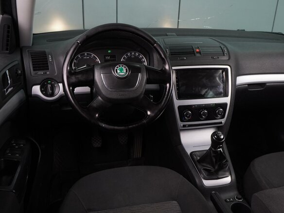 2011 Skoda Octavia II (A5) Рестайлинг, серый, 579000 рублей - вид 5