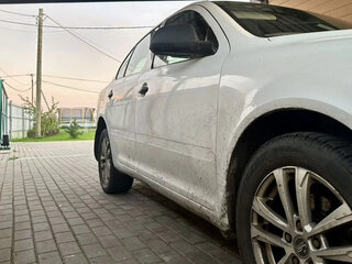 2012 Skoda Octavia II (A5) Рестайлинг, белый, 380000 рублей, вид 5