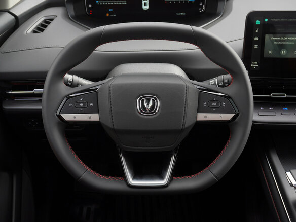 2026 Changan UNI-S I, красный, 3229900 рублей - вид 22