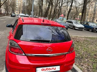 2009 Opel Astra H Рестайлинг, красный, 450000 рублей, вид 3