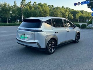2025 Aion Y Plus 49.75 kWh, голубой, 1671001 рублей, вид 4