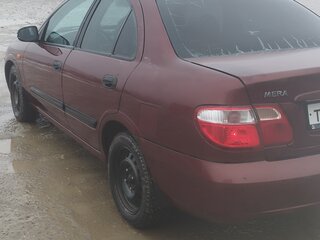 2005 Nissan Almera II (N16) Рестайлинг, красный, 290000 рублей, вид 4