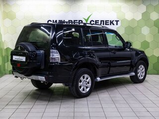 2013 Mitsubishi Pajero IV Рестайлинг 1, чёрный, 1949000 рублей, вид 2