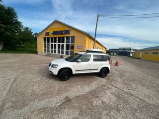 2015 Skoda Yeti I Рестайлинг, белый, 1100000 рублей, вид 4