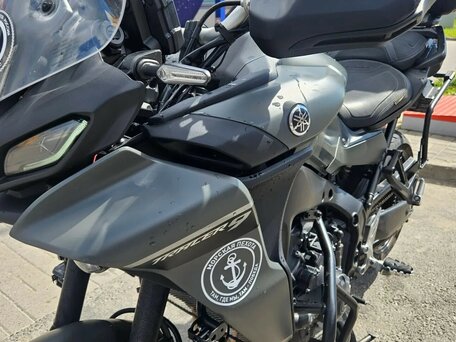 2021 Yamaha Tracer 9, серый, 1050000 рублей, вид 4