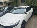 2021 Hyundai Elantra VII (CN7), белый, 1600000 рублей