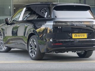 2026 Lynk & Co 900, чёрный, 7420000 рублей, вид 3