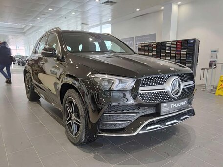 2025 Mercedes-Benz GLE 300 d II (V167) Рестайлинг, чёрный, 12500000 рублей, вид 3