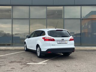 2014 Ford Focus III, белый, 585000 рублей, вид 5