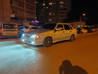 2004 Lada (ВАЗ) 2115, серебристый, 160000 рублей, вид 2