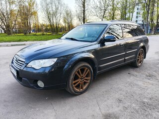 2007 Subaru Outback III Рестайлинг, серый, 700000 рублей, вид 1