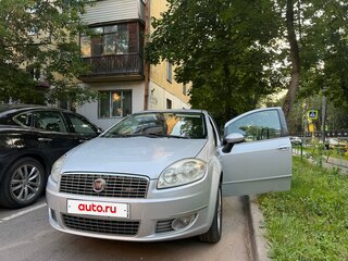 2011 Fiat Linea, серый, 525000 рублей, вид 4