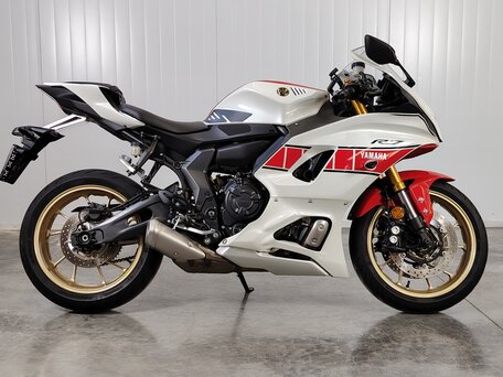 2022 Yamaha YZF-R7, белый, 829000 рублей, вид 1