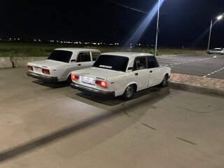 2004 Lada (ВАЗ) 2105, белый, 85000 рублей, вид 4