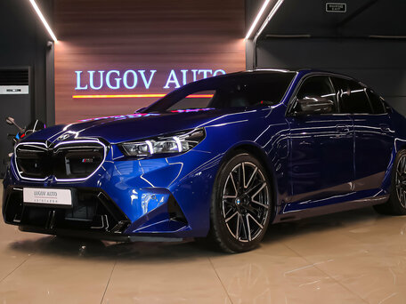 BMW M5 VII (G90)