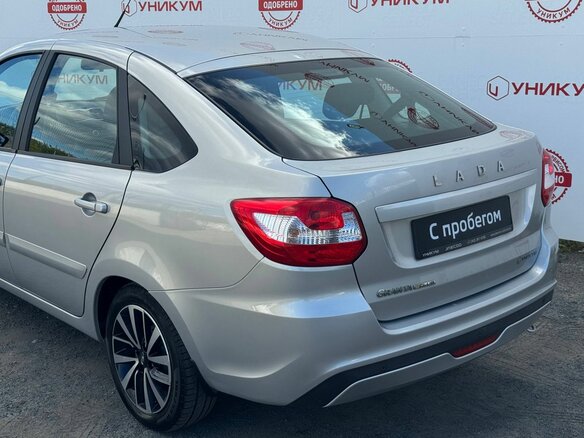 2021 Lada (ВАЗ) Granta I Рестайлинг, серый, 679000 рублей - вид 13