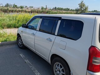 2002 Toyota Probox I, белый, 700000 рублей, вид 4