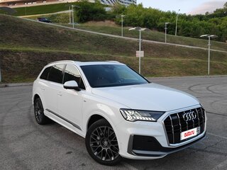 2020 Audi Q7 45 TDI II (4M) Рестайлинг, белый, 5921000 рублей, вид 2