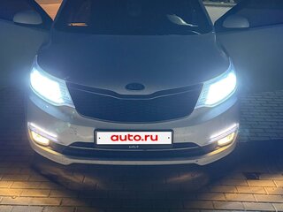 2016 Kia Rio III Рестайлинг, белый, 1150000 рублей, вид 2