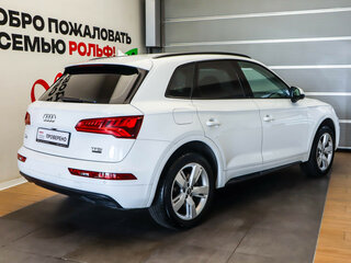2017 Audi Q5 II (FY), белый, 2649000 рублей, вид 4