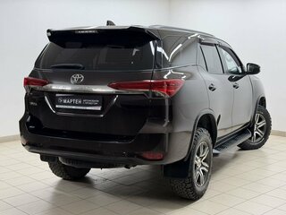 2018 Toyota Fortuner II, коричневый, 3215000 рублей, вид 4
