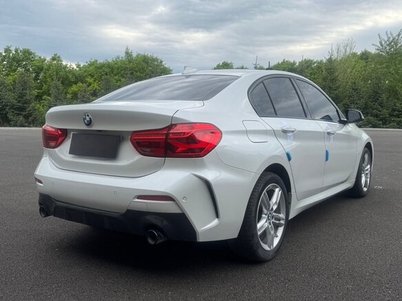 2022 BMW 1 серии 120i III (F52) Рестайлинг, белый, 1800000 рублей - вид 5