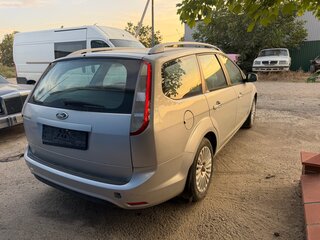 2010 Ford Focus II Рестайлинг, серебристый, 710000 рублей, вид 4