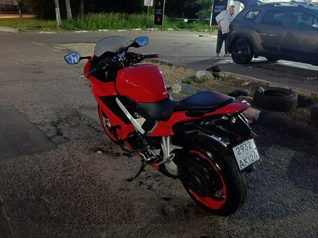 2015 Honda VFR 800, красный, 699000 рублей, вид 5