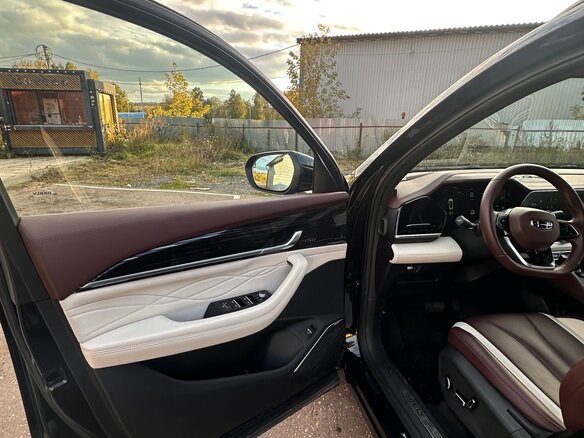 2023 Geely Monjaro I, чёрный, 3000000 рублей - вид 23